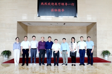 省人力社保厅二级巡视员陈荣华一行莅临乐竞体育官网登录入口调研人才工作